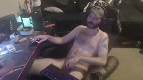 Snapshot of cumslinger2003 chatting on 02-07-25, 06:24 cumslinger2003 online show from 02-07-25, 06:24