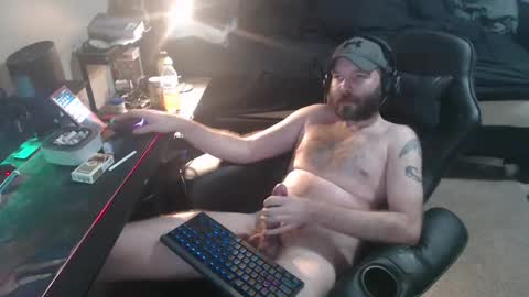 Snapshot of cumslinger2003 chatting on 09-30-25, 11:37 cumslinger2003 online show from 09-30-25, 11:37