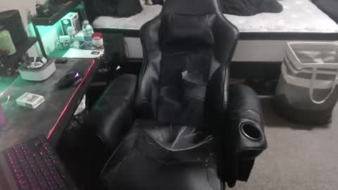 Snapshot of cumslinger2003 chatting on 01-16-26, 01:59 cumslinger2003 online show from 01-16-26, 01:59