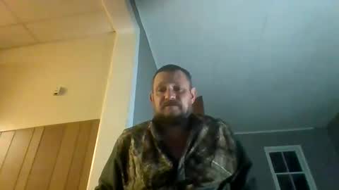 Snapshot of cuntreeboy68 chatting on 01-19-25, 04:33 Bash online show from 01-19-25, 04:33