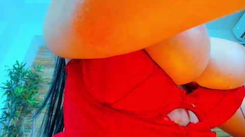 Snapshot of cupcake_izzy chatting on 02-06-26, 06:18 cupcake_izzy online show from 02-06-26, 06:18