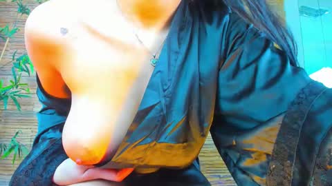 Snapshot of cupcake_izzy chatting on 02-22-26, 05:51 cupcake_izzy online show from 02-22-26, 05:51