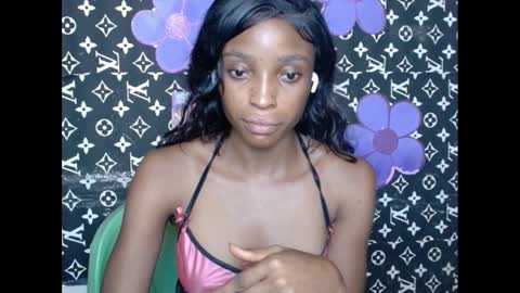 Snapshot of cupidxdoll chatting on 02-24-25, 12:48 cupidxdoll online show from 02-24-25, 12:48