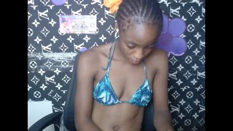 Snapshot of cupidxdoll chatting on 03-02-25, 05:25 cupidxdoll online show from 03-02-25, 05:25