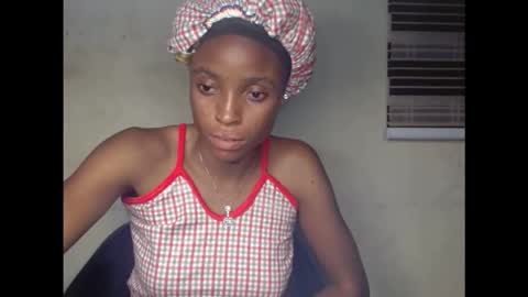 Snapshot of cupidxdoll chatting on 09-25-25, 02:04 cupidxdoll online show from 09-25-25, 02:04