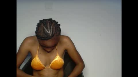 Snapshot of cupidxdoll chatting on 10-09-25, 05:33 cupidxdoll online show from 10-09-25, 05:33