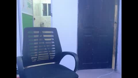 Snapshot of cupidxdoll chatting on 10-18-25, 07:03 cupidxdoll online show from 10-18-25, 07:03