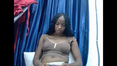 Snapshot of cupidxdoll chatting on 12-19-25, 03:02 cupidxdoll online show from 12-19-25, 03:02