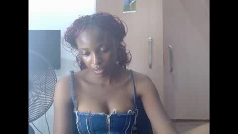 Snapshot of cupidxdoll chatting on 03-02-26, 02:36 cupidxdoll online show from 03-02-26, 02:36