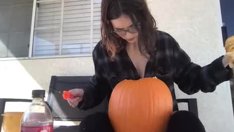 Cupid online show from 10-22-25, 06:40