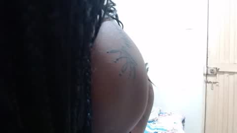 dominic and julieta... independent models online show from 06-25-26, 11:26