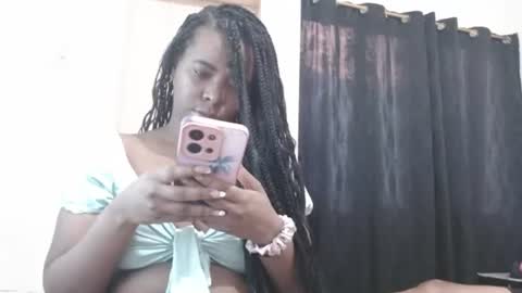 dominic and julieta... independent models online show from 07-07-26, 11:47