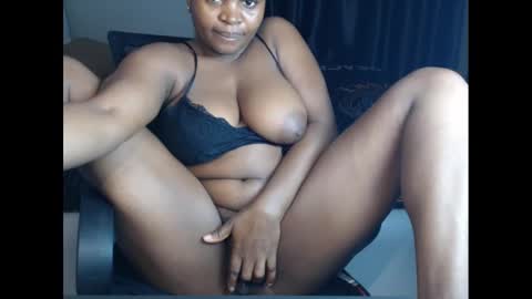 chloe online show from 12-17-24, 06:09