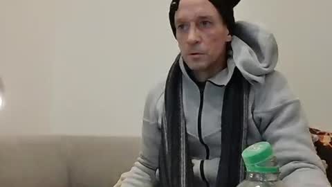 Snapshot of curced25 chatting on 02-03-26, 08:25 curced25 online show from 02-03-26, 08:25