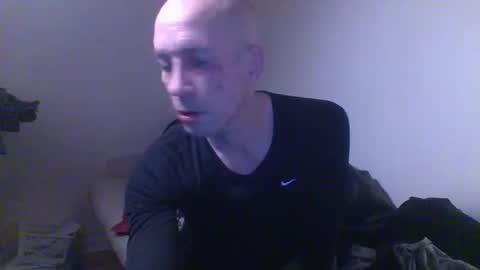 Snapshot of curced25 chatting on 03-15-26, 01:44 curced25 online show from 03-15-26, 01:44