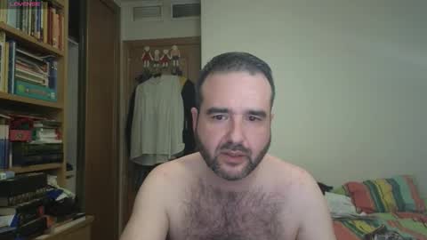 curiosillo1983 online show from 10-04-25, 02:20