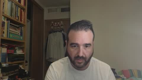 curiosillo1983 online show from 10-11-25, 05:22