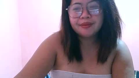 Snapshot of curious_girl247 chatting on 03-06-26, 07:21 curious_girl247 online show from 03-06-26, 07:21