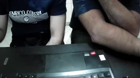 Snapshot of curiousfriends01 chatting on 10-11-25, 04:16 curiousfriends01 online show from 10-11-25, 04:16