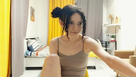 Kira online show from 06-08-26, 11:27