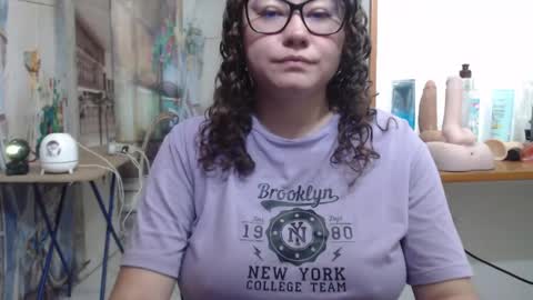 Vannesa online show from 04-14-26, 01:11