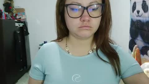 Snapshot of curly_greeneyed chatting on 07-30-26, 12:20 Vannesa online show from 07-30-26, 12:20