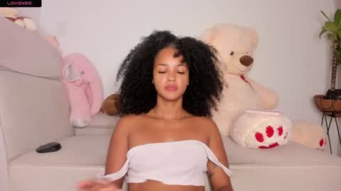 Snapshot of curly_sweett chatting on 07-14-26, 12:55 Curly - OF- CURLY SWEETT online show from 07-14-26, 12:55