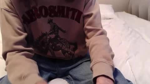 Snapshot of curlydelicious chatting on 12-16-25, 04:50 curly fries online show from 12-16-25, 04:50