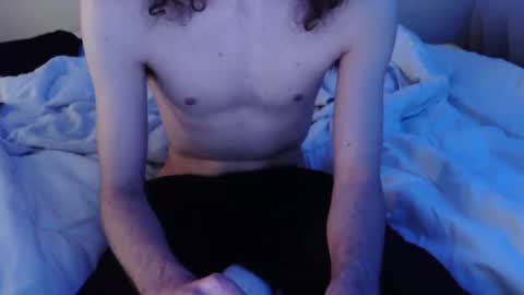 Snapshot of curlydelicious chatting on 12-21-25, 04:30 curly fries online show from 12-21-25, 04:30