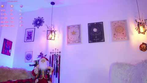 Snapshot of curlynatashaa chatting on 12-13-25, 07:53 Natasha online show from 12-13-25, 07:53