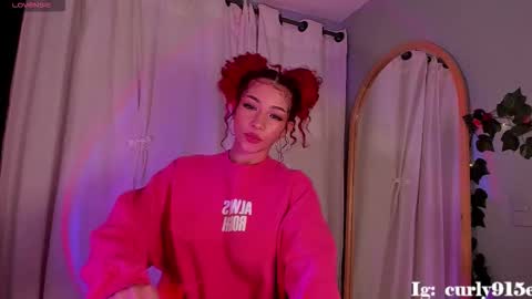 Snapshot of curlyy915e chatting on 03-08-26, 02:04 Curly915e online show from 03-08-26, 02:04