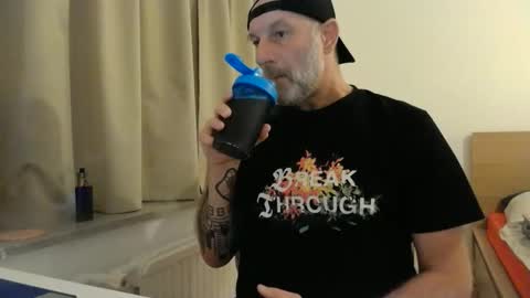 Curman85 online show from 12-14-25, 11:53