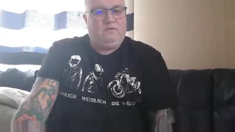 curtus14 online show from 02-23-25, 08:39