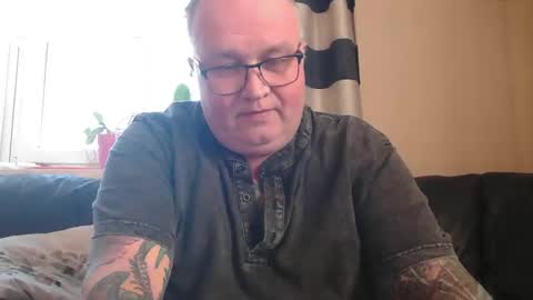 curtus14 online show from 03-05-25, 04:13