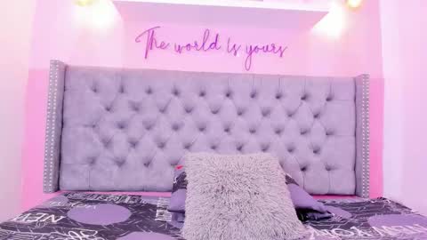 Snapshot of curvy_bigass18 chatting on 02-04-26, 10:36 curvy_bigass18 online show from 02-04-26, 10:36