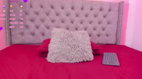 Snapshot of curvy_bigass18 chatting on 03-05-26, 08:38 curvy_bigass18 online show from 03-05-26, 08:38