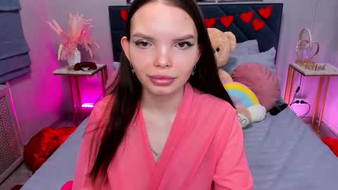 Snapshot of curvy_dynamite chatting on 02-25-26, 01:15 Sammy online show from 02-25-26, 01:15