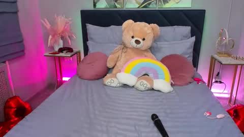 Snapshot of curvy_dynamite chatting on 03-13-26, 01:12 Sammy online show from 03-13-26, 01:12