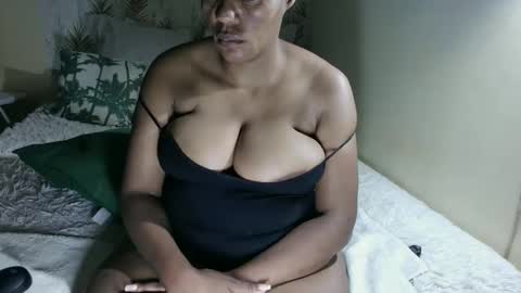 Snapshot of curvybae45 chatting on 10-11-25, 03:39 curvybae45 online show from 10-11-25, 03:39