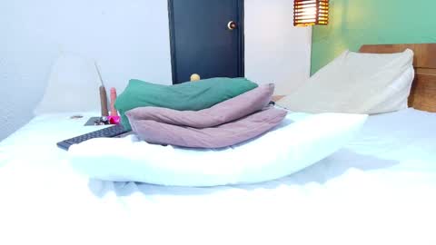 Danna online show from 02-12-25, 11:51