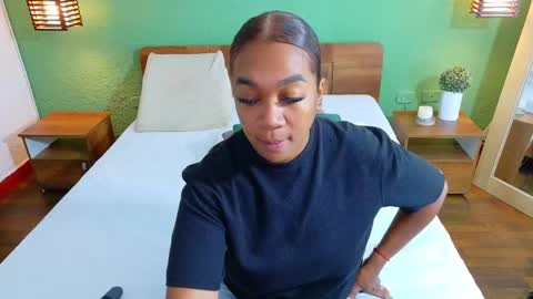 Danna online show from 02-17-25, 01:53