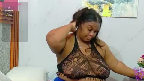 Snapshot of curvyhomebebe chatting on 07-14-26, 03:11 curvyhomebebe online show from 07-14-26, 03:11