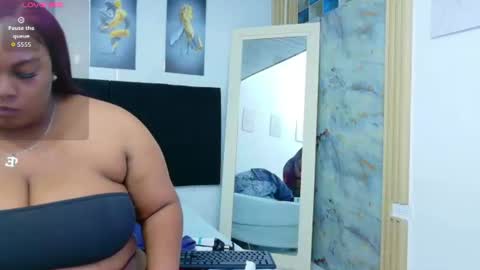 Snapshot of curvyhomebebe chatting on 08-04-26, 07:27 curvyhomebebe online show from 08-04-26, 07:27