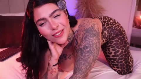 Snapshot of curvyliciouss chatting on 01-16-26, 06:01 Samantha online show from 01-16-26, 06:01