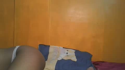 curvylyin online show from 10-15-25, 11:32