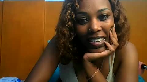 curvylyin online show from 05-09-26, 01:27