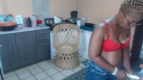 curvypear76x online show from 01-23-25, 08:15