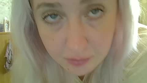 Curvy online show from 06-08-26, 10:15