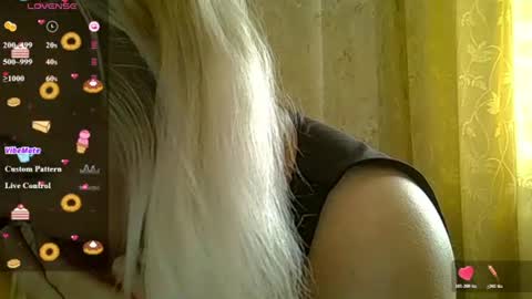 Curvy online show from 06-20-26, 11:02
