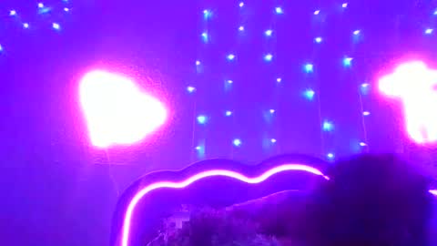 Snapshot of curvyychocolate chatting on 02-18-25, 03:21 curvyychocolate online show from 02-18-25, 03:21